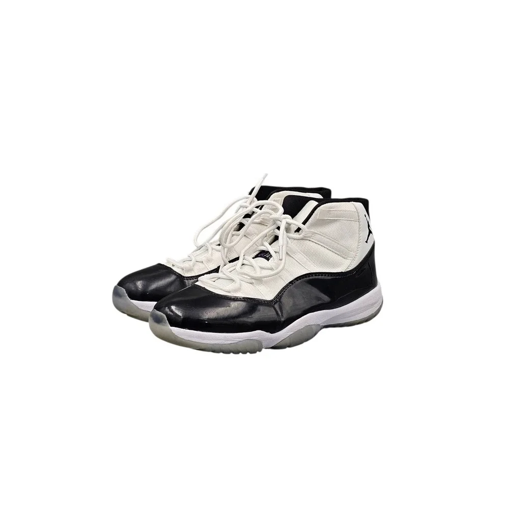 Nike Men's Size 11 US‎ EUC Air Jordan 11 Retro Concord 2018 Sneakers 378037-100